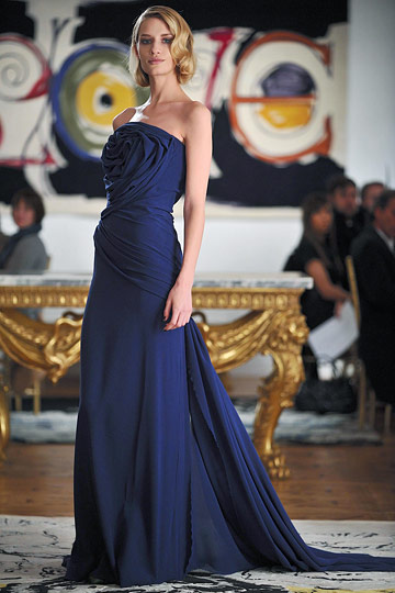 http://images.nymag.com/fashion/fashionshows/2009/fall/main/newyork/womenrunway/tuleh/images/29.jpg