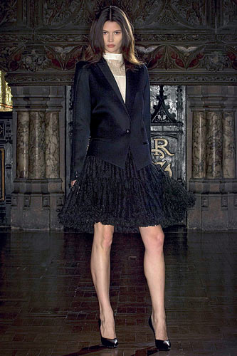 Anne Valerie Hash Spring 2009 Couture :  modern evening dress chic stylish