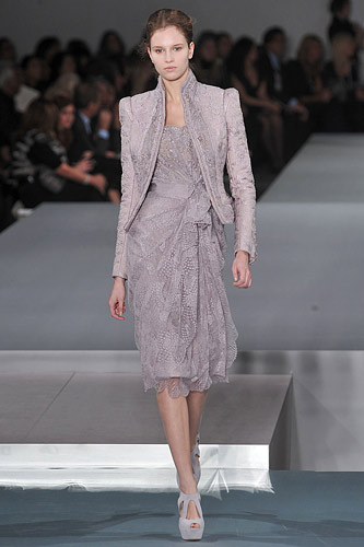Elie Saab Spring 2009 Couture :  modern evening dress glamour designer fashion