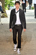 runway look thumbnail