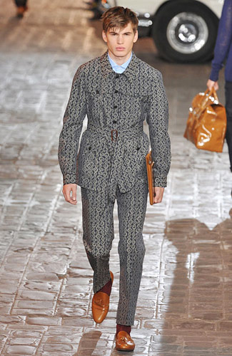 TrendSpark: More Gray on Runway fashion TrendSpark: More Gray on Runway fashion