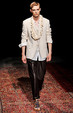 runway look thumbnail