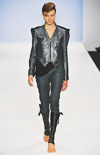 Aminaka Wilmont shoes 2