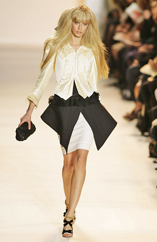 Женская одежда на весну - лето 2009 года от Christian Lacroix