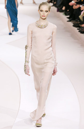 Женская одежда от Valentino