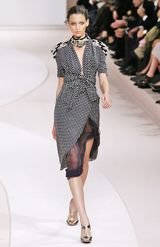 Женская одежда от Valentino