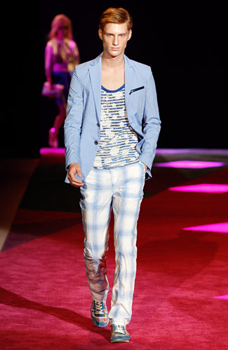 Custo Barcelona - Custo Barcelona - Spring 2009 Collection## :  mixed print shirts check straight leg