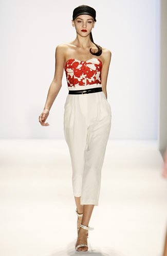 http://images.nymag.com/fashion/fashionshows/2009/spring/main/newyork/womenrunway/cynthiasteffe/images/39.jpg