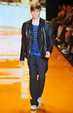 runway look thumbnail