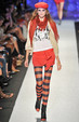 runway look thumbnail