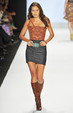 runway look thumbnail