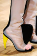 runway look thumbnail
