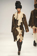runway look thumbnail