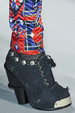 runway look thumbnail