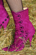 runway look thumbnail