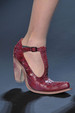 runway look thumbnail