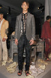 runway look thumbnail