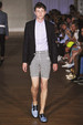 runway look thumbnail