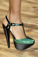 runway look thumbnail