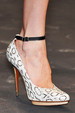 runway look thumbnail