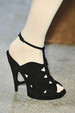 runway look thumbnail