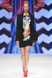 runway look thumbnail