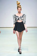 runway look thumbnail
