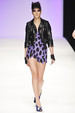 runway look thumbnail