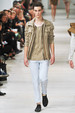 runway look thumbnail