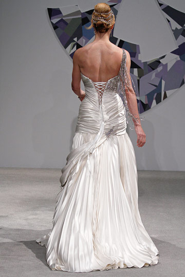 Collections Pnina Tornai for Kleinfeld Bridal 2012  26
