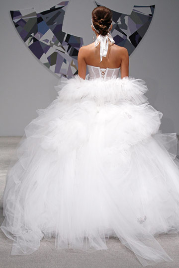 Collections Pnina Tornai for Kleinfeld Bridal 2012  32