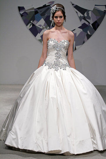 Collections Pnina Tornai for Kleinfeld Bridal 2012  35