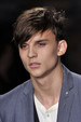 runway look thumbnail