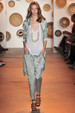 runway look thumbnail