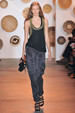 runway look thumbnail