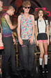 runway look thumbnail