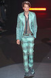 runway look thumbnail