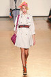 runway look thumbnail