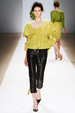 runway look thumbnail