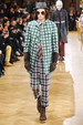runway look thumbnail