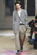 runway look thumbnail