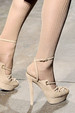runway look thumbnail
