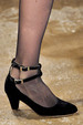 runway look thumbnail