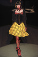 runway look thumbnail