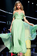 runway look thumbnail