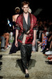 runway look thumbnail