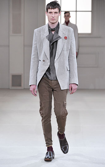 Alexanders McQueen sRING 2011 Mens Wear 2