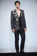 runway look thumbnail