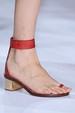runway look thumbnail