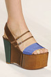 runway look thumbnail